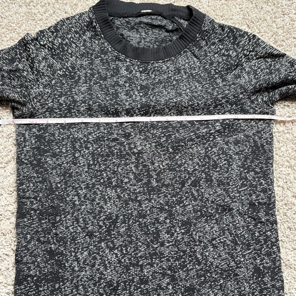 Lululemon Rest Less Pullover - Picture 4 of 5